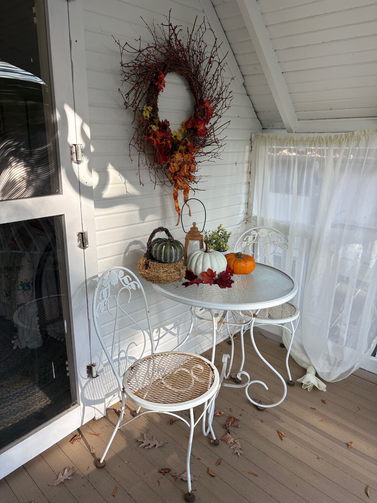2nd floor porch